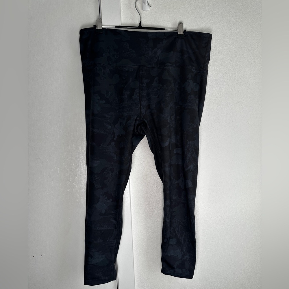 Zella Black Camouflage Leggings